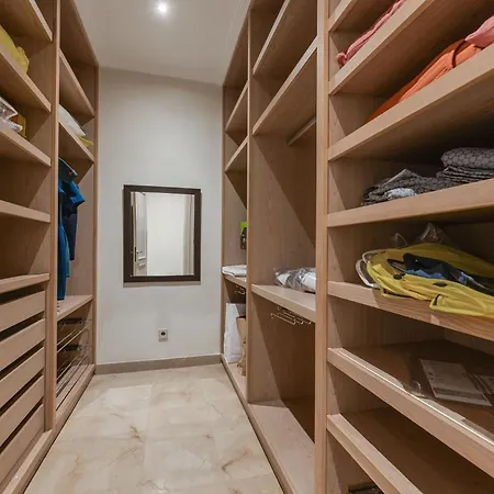 Spacious 5 Bdrm Golfer's With Gym And Sauna *