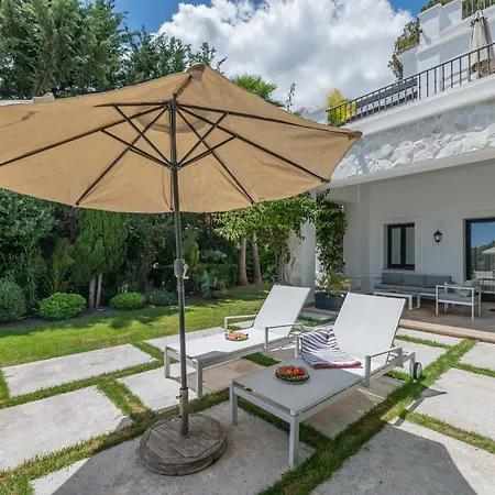 Apartment Spacious 5 Bdrm Golfer's With Gym And Sauna